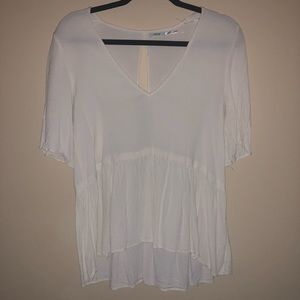 Cream v-neck flow top
